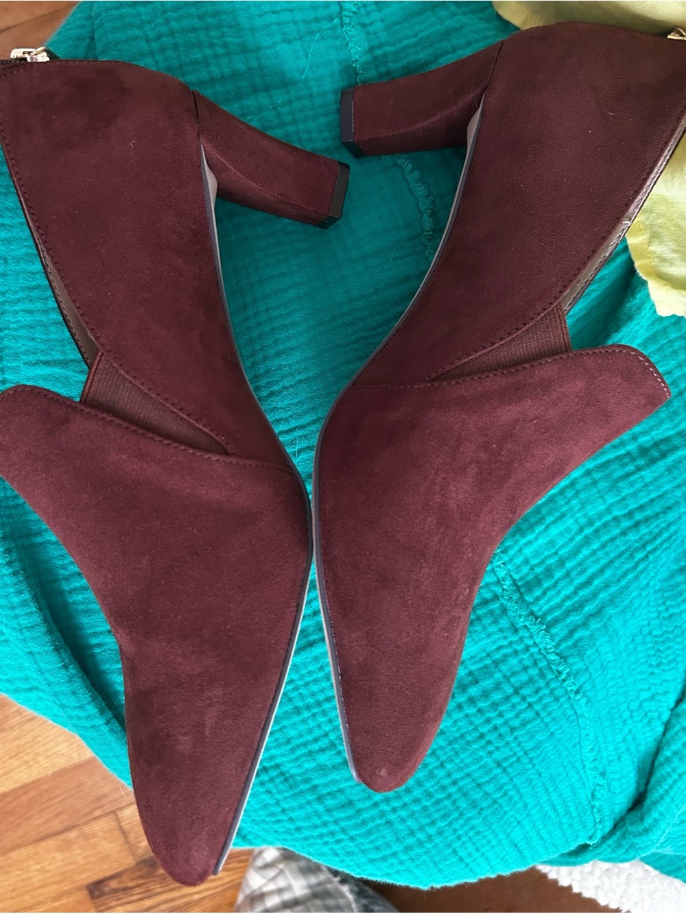 Adrienne Vittadini Brown Suede Shoes